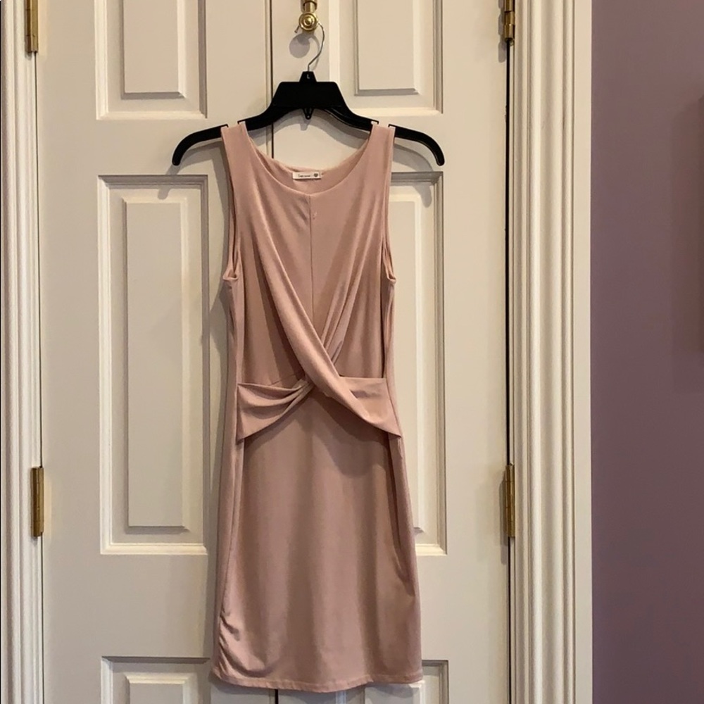 (3/$30) Blush colored bodycon!!
